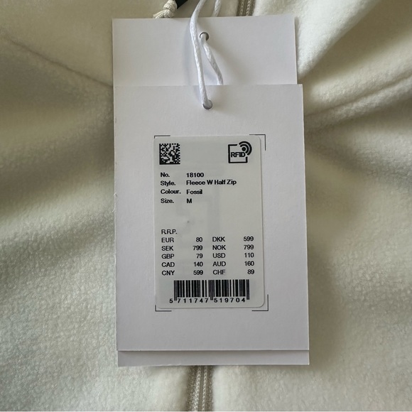 RAINS lightweight fleece pullover size Medium NWT - Picture 4 of 4